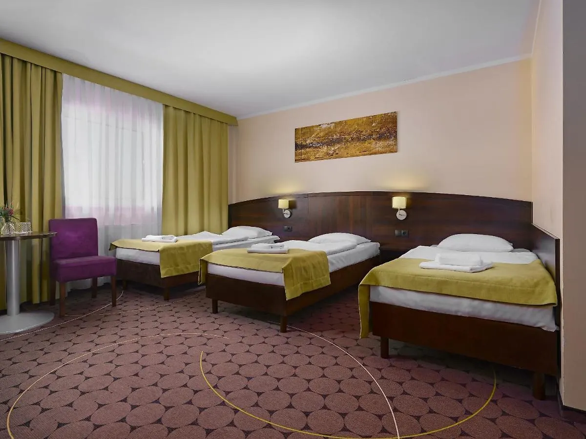 Aparthotel Lumen Krakow 3*,